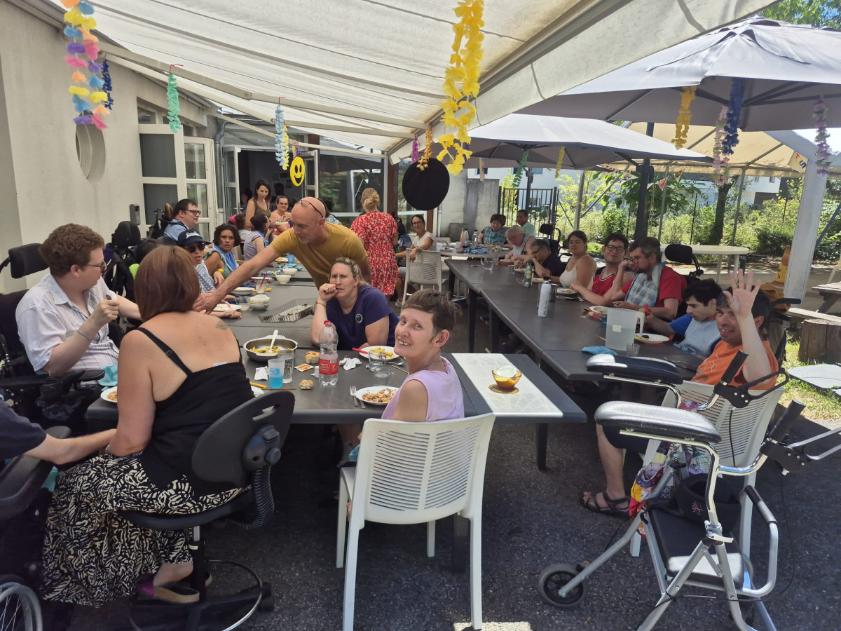 Grand barbecue solidaire au Goéland